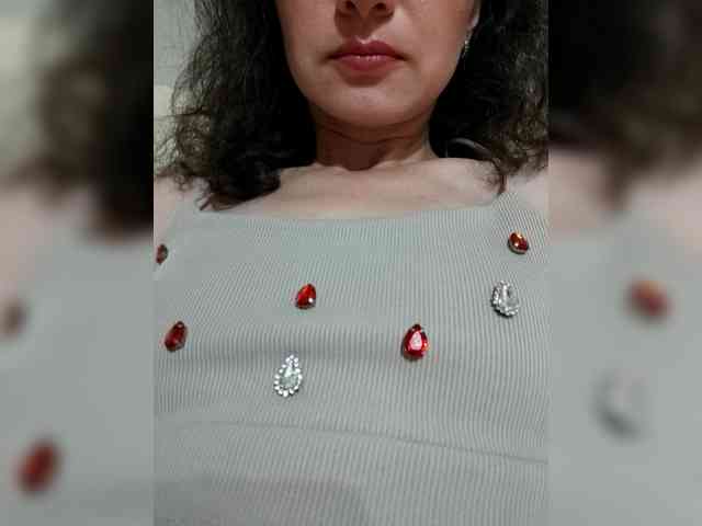 Millie webcam