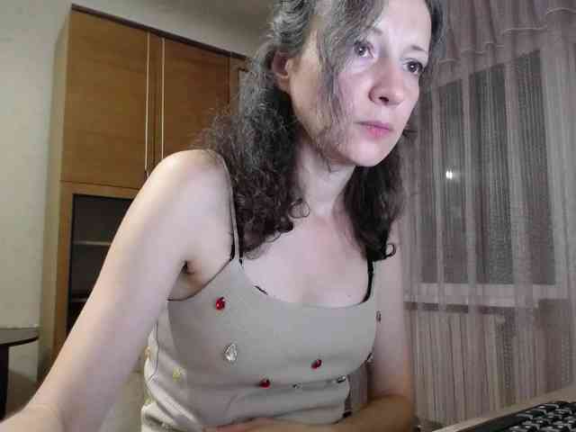 Millie webcam