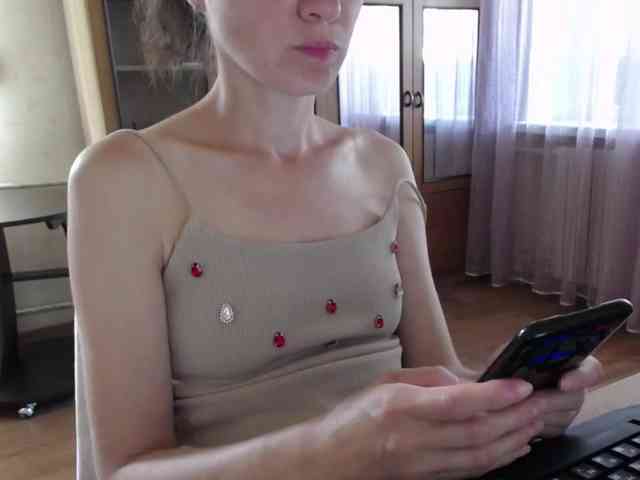 Millie webcam