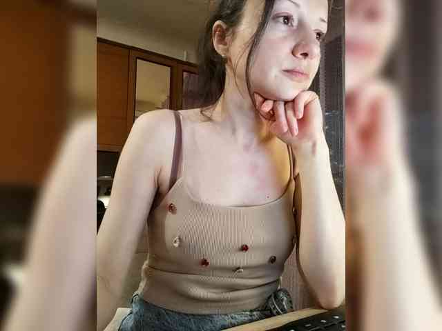 Viviennn webcam