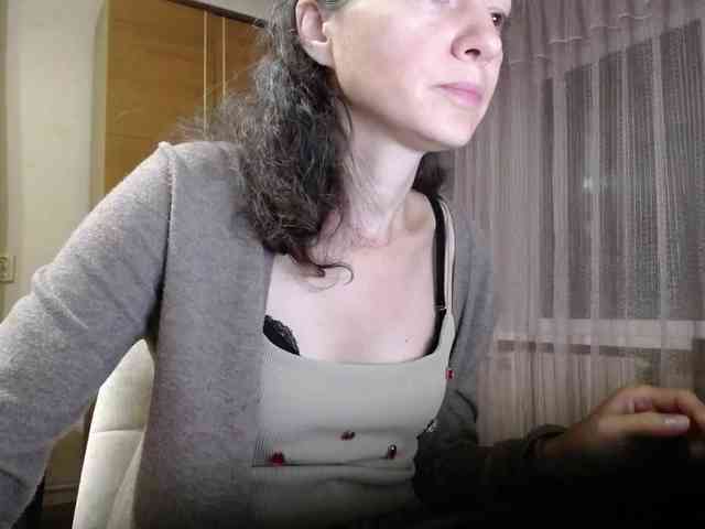Millie webcam
