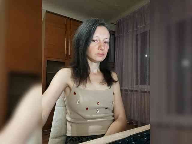 Millie webcam