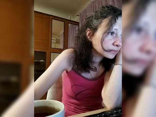Viviennn webcam