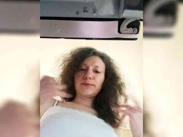 Viviennn webcam