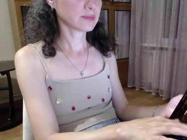 Millie webcam