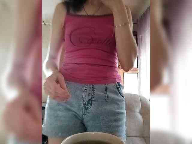 Viviennn webcam