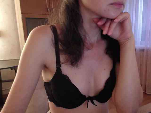 Millie webcam