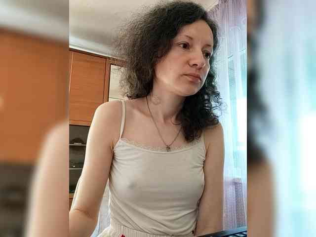 Viviennn webcam