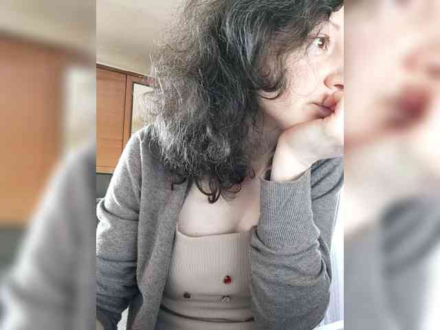 Viviennn webcam