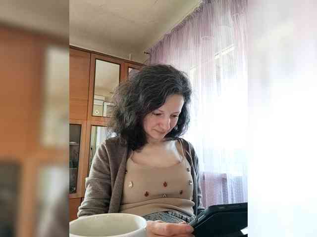 Viviennn webcam
