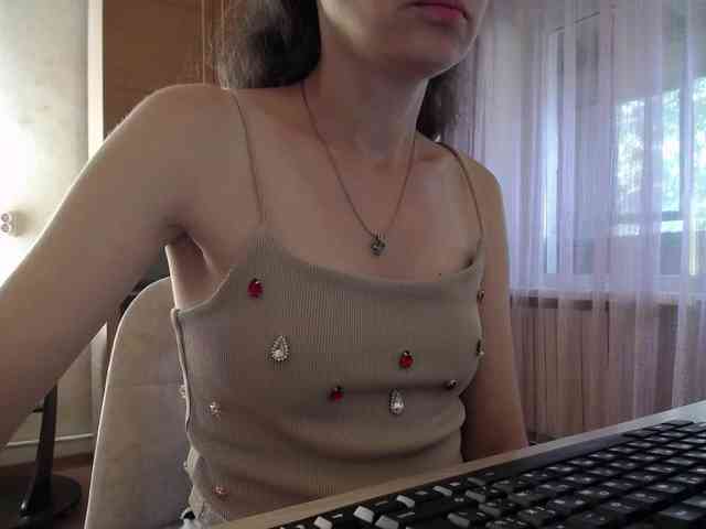 Millie webcam