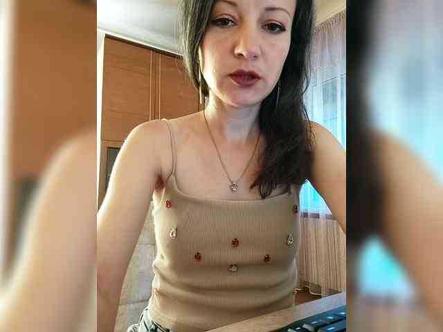 Millie webcam