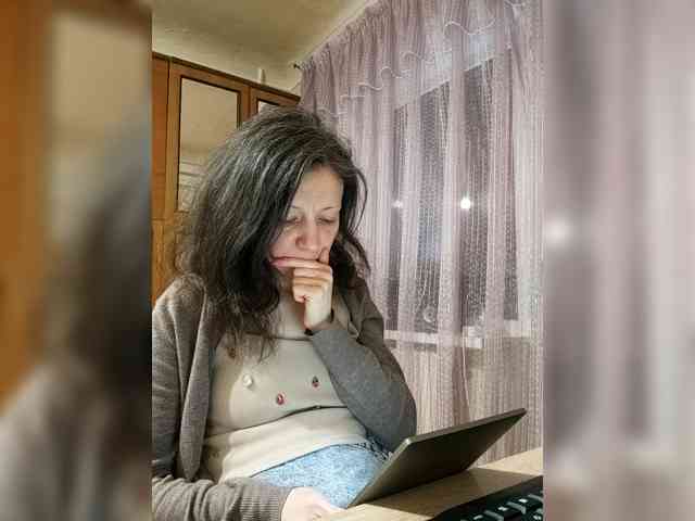 Viviennn webcam