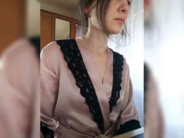 Viviennn webcam