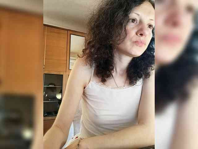 Viviennn webcam