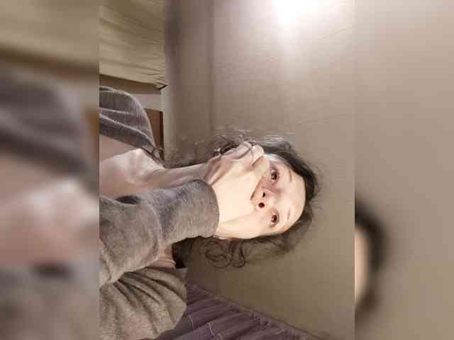 Viviennn webcam