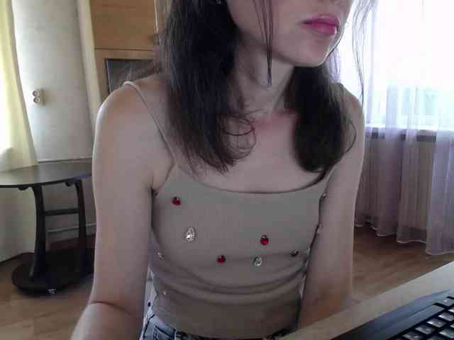 Millie webcam