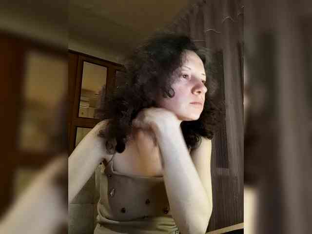 Viviennn webcam