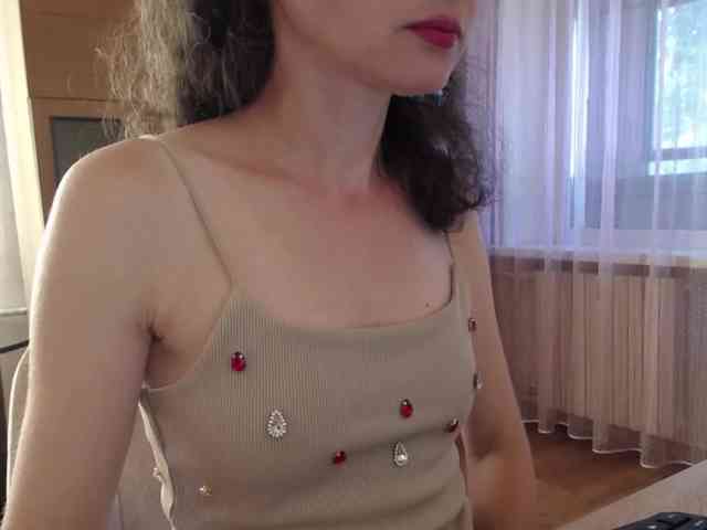 Millie webcam