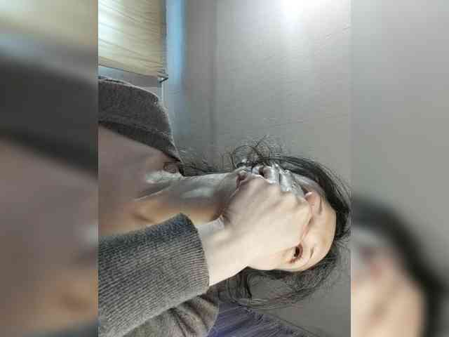 Viviennn webcam
