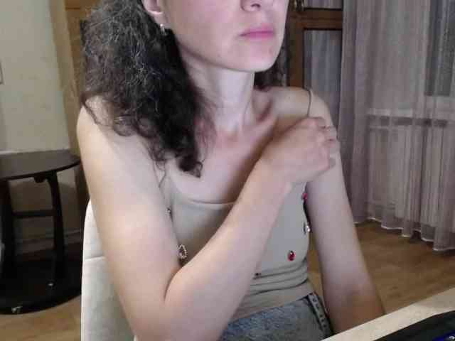 Millie webcam