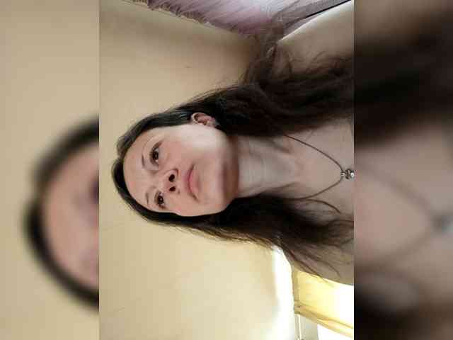 Viviennn webcam