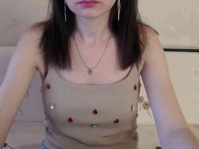 Loliiiitka webcam
