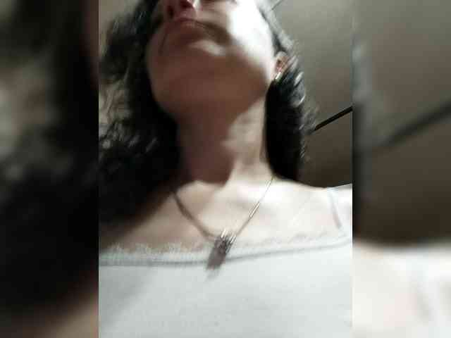 Viviennn webcam