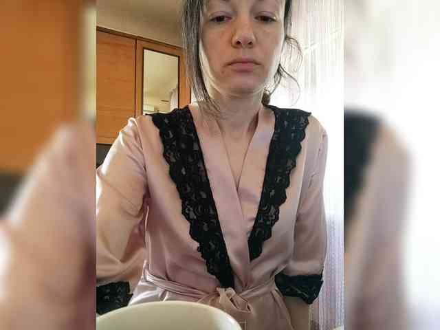 Viviennn webcam