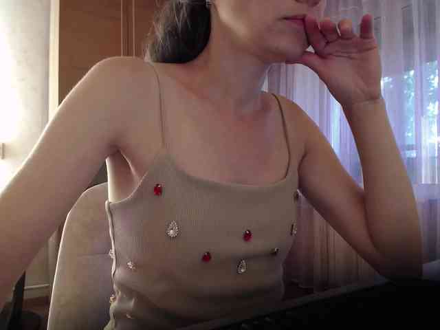 Millie webcam