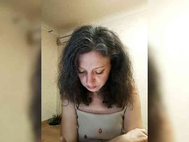 Millie webcam