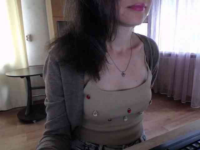 Millie webcam