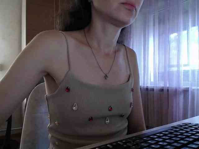 Millie webcam