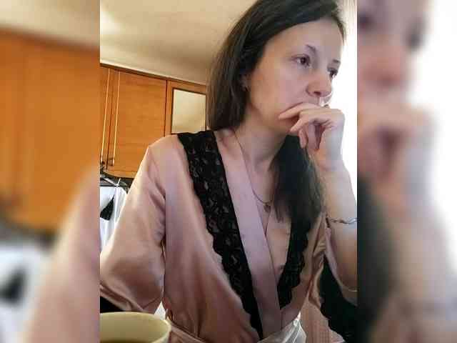Viviennn webcam