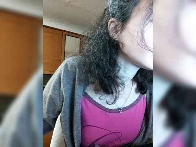 Viviennn webcam