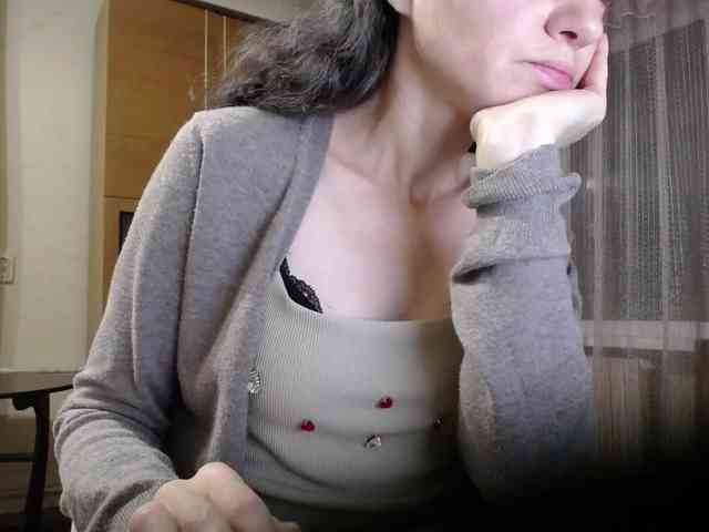 Millie webcam