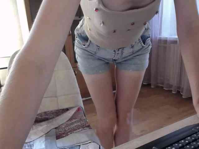 Millie webcam