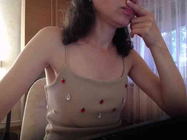 Millie webcam