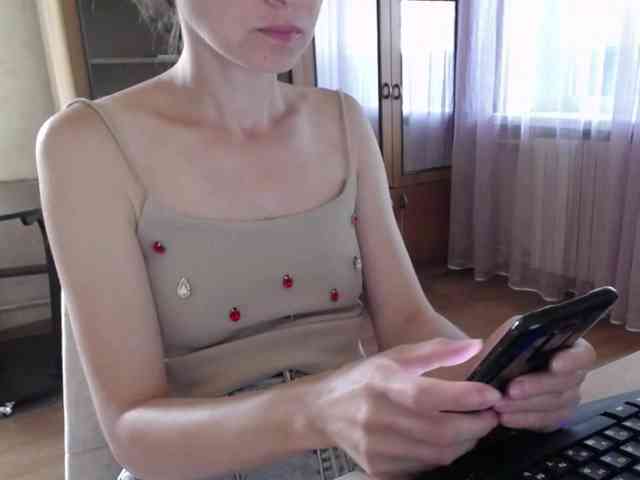 Millie webcam