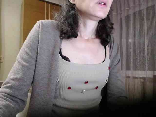 Millie webcam