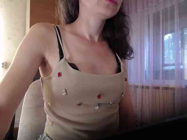 Millie webcam