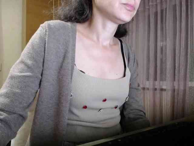 Millie webcam