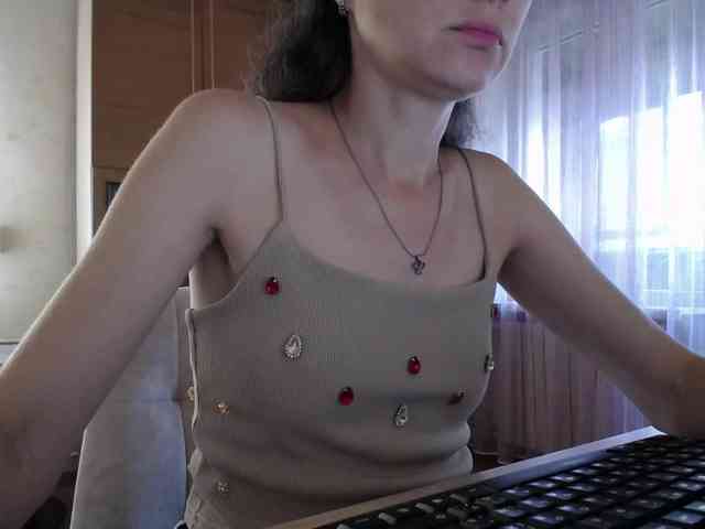 Millie webcam