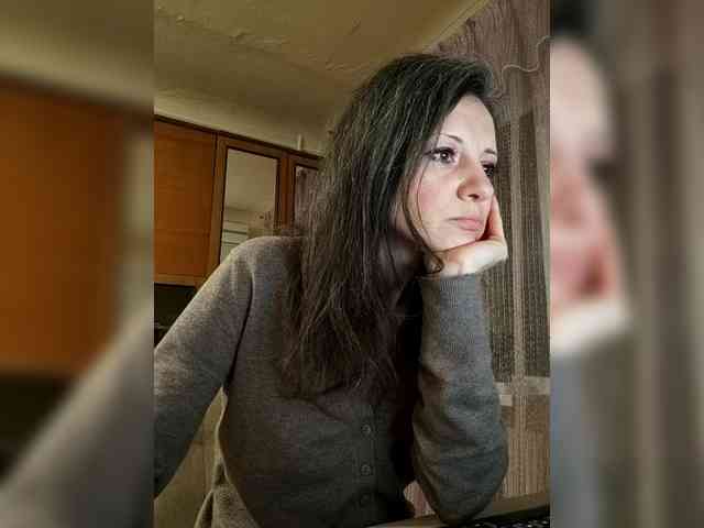 Viviennn webcam
