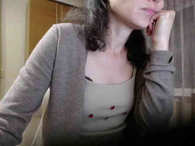 Millie webcam