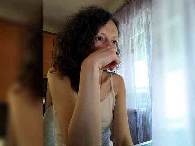 Viviennn webcam