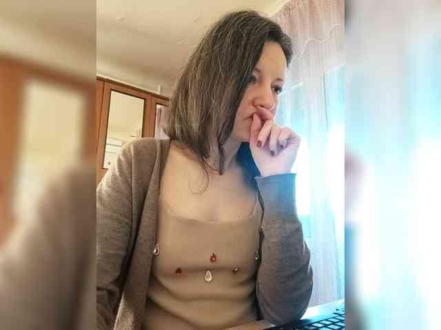 Viviennn webcam