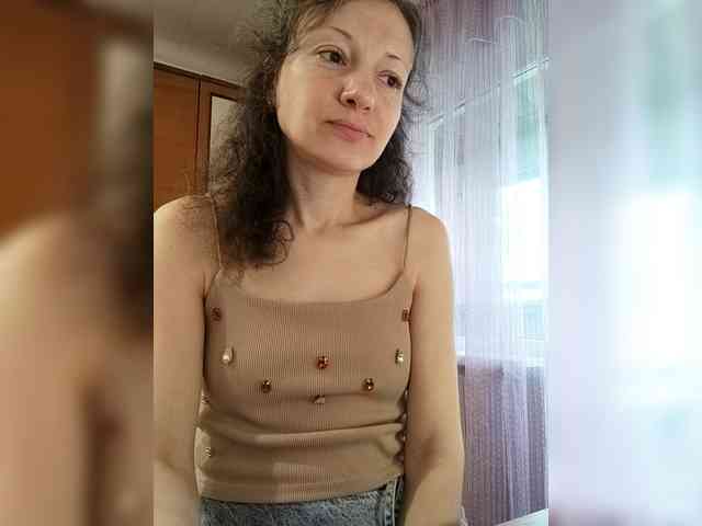 Viviennn webcam