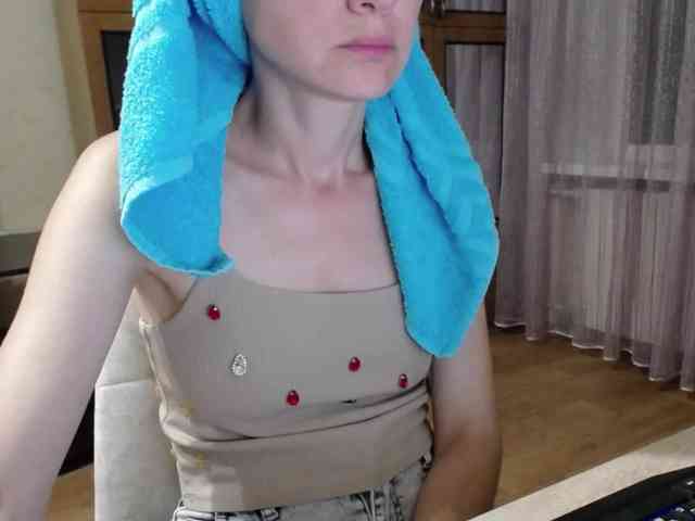 Millie webcam