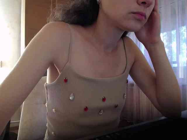 Millie webcam